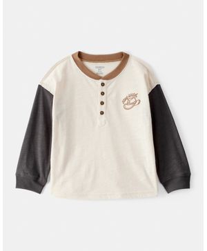 Playera Con Cuello Tipo Henley "Stay Wild" Oshkosh B'Gosh