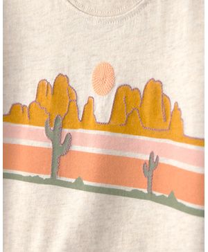 Playera Con Gráfico Del Desierto Y Cactus Crema Oshkosh B'Gosh